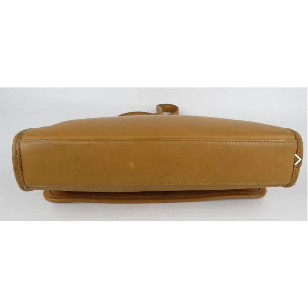 Rare Vintage Coach Glove-Tanned‎ Leather Messenger Bag – Made in Costa Rica